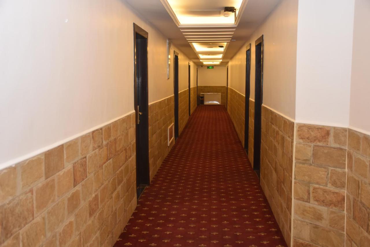 Madison Hotel Amã Exterior foto